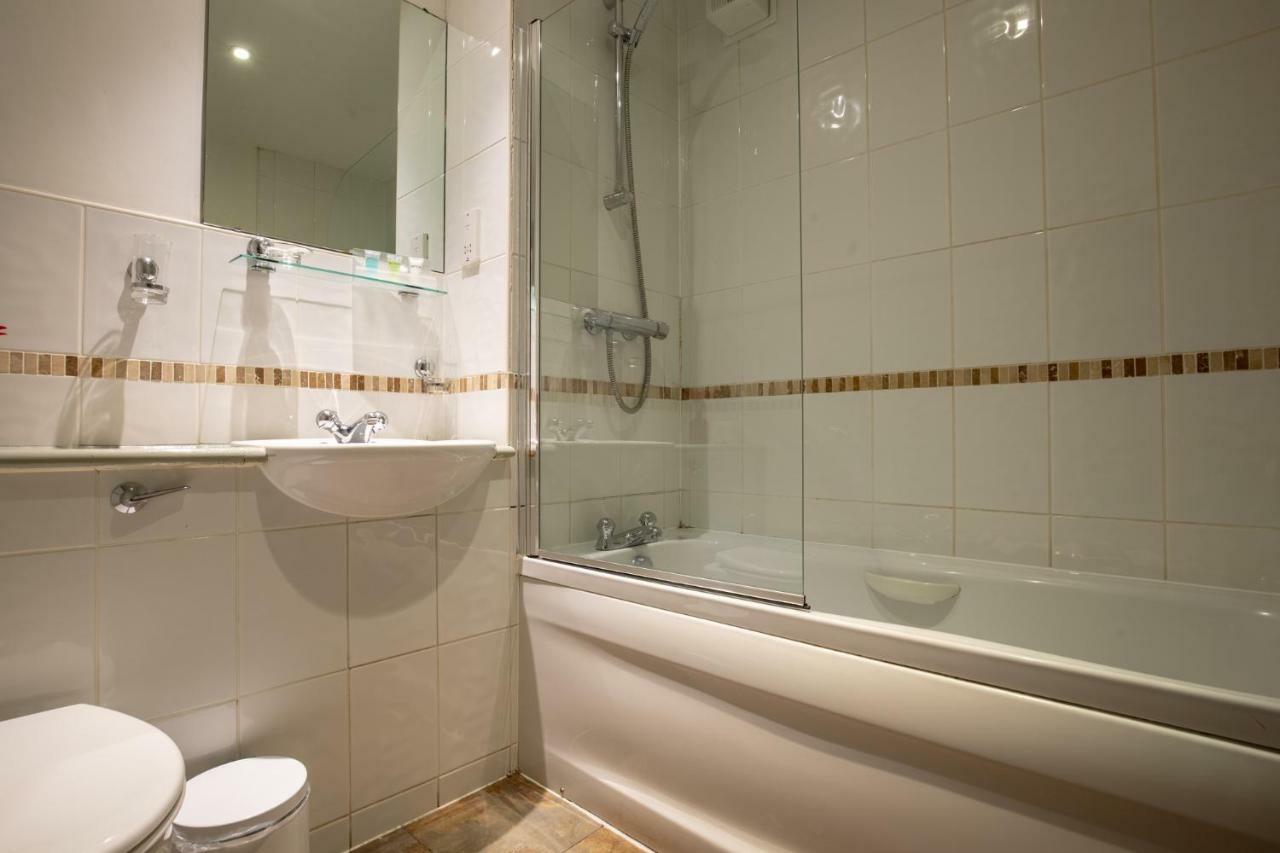 Woodthorpe Hotel Prestwich Ngoại thất bức ảnh